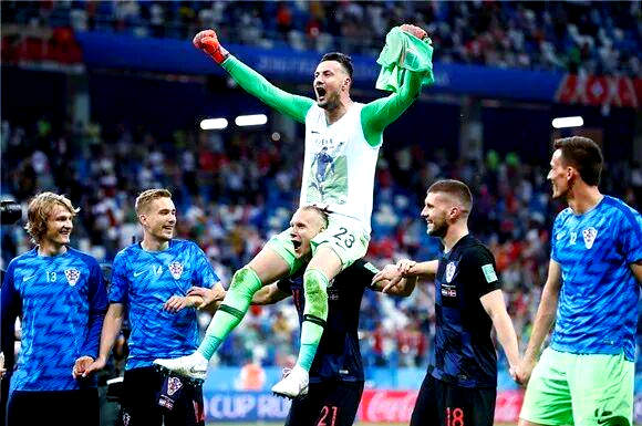 爱游戏体育官网-焦点对决！实力碰撞，谁能笑到最后？的简单介绍