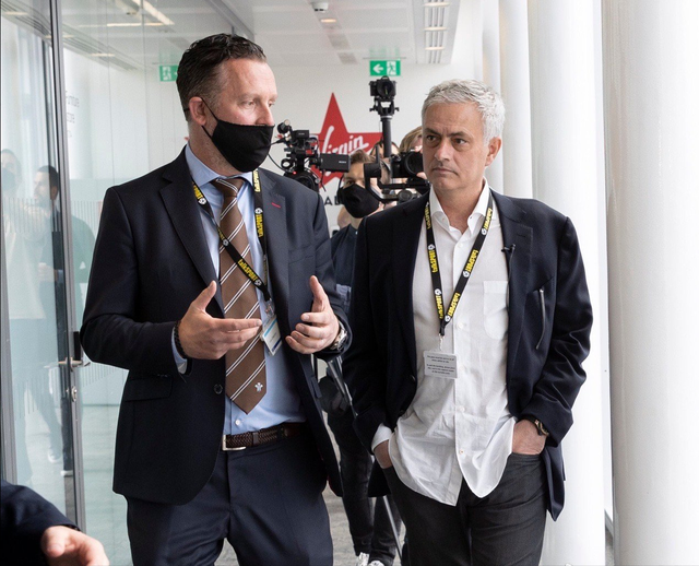 欧洲传奇教练再传爆炸，魔力无可阻挡