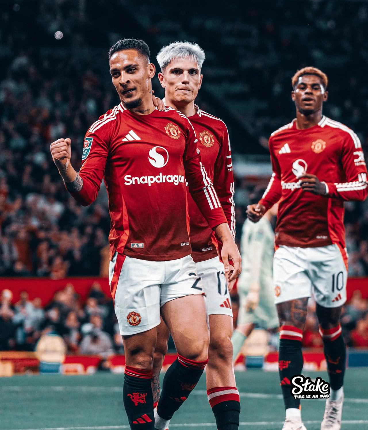 曼联客场取胜，主教练赞美全队表现