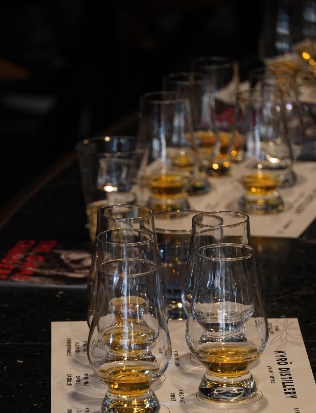 包含芬兰淘汰瑞士德黑兰，北马其顿逆袭击败瑞士的词条