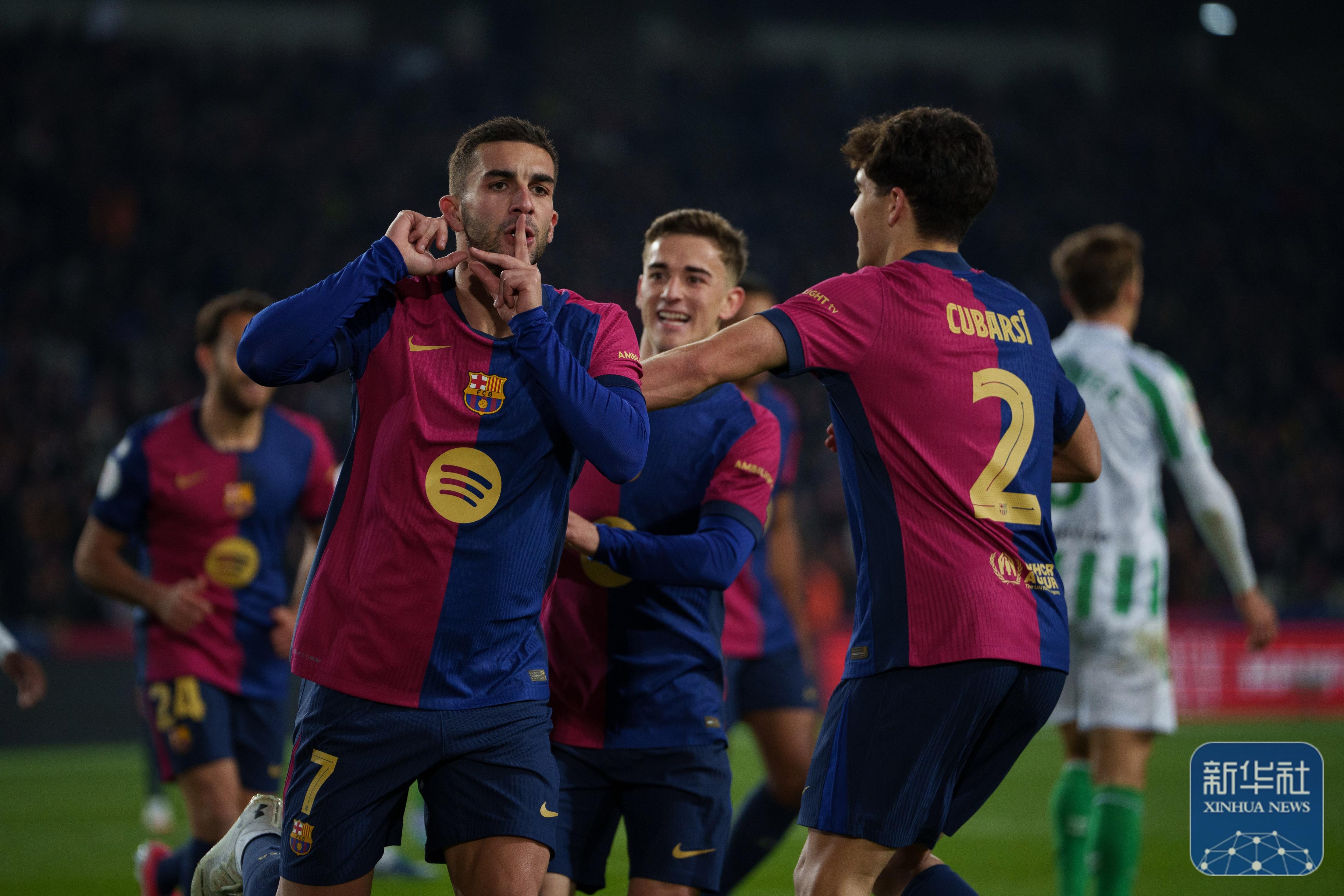 关于切尔西大胜巴塞罗那，阿贾克斯客场震惊的信息