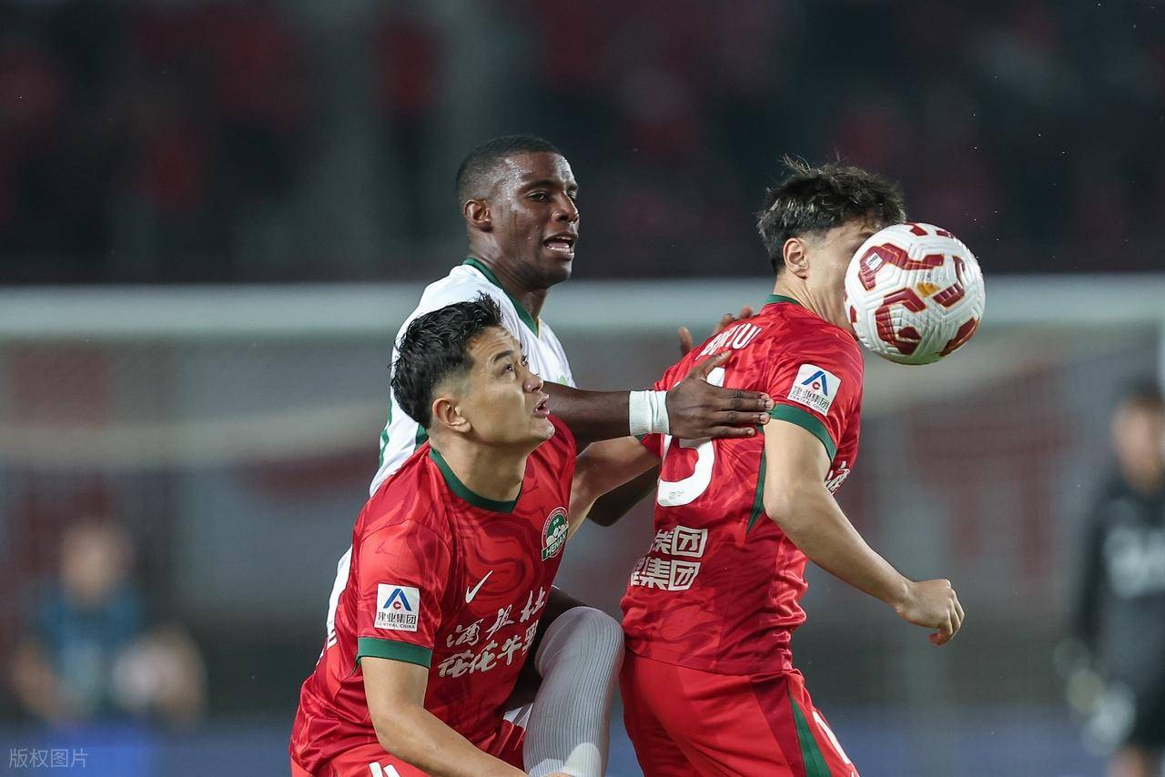 关于北京国安客场不敌河南建业，连续失利的信息