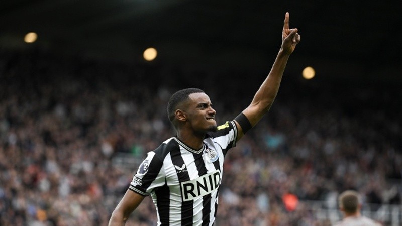 爱游戏体育平台-关于阿森纳客场击败纽卡斯尔，保持不败纪录的信息